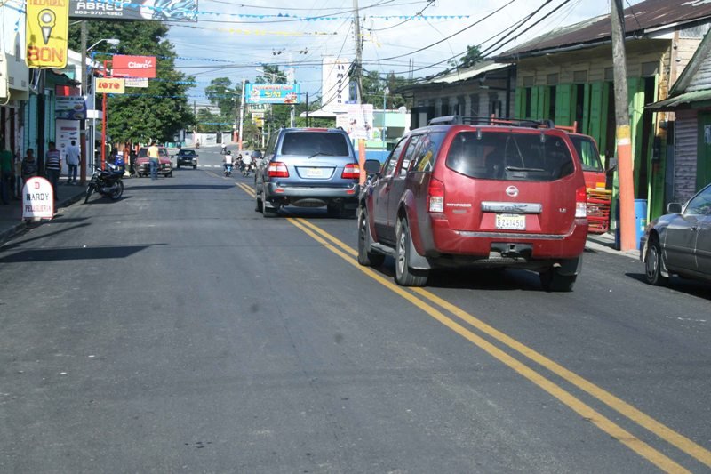 Calles asfaltadas de Cayetano Germosen